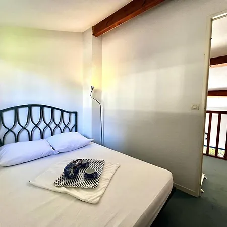 Mazet Avec Piscine, Parking - 4 Pers. - Fr-1-251-947 Apartmán *